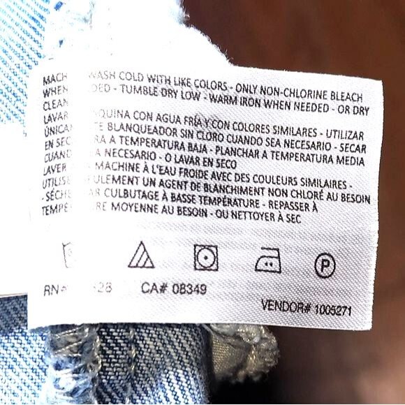 William Rast Light Wash Bleach Striped Frayed Hem Denim Perfect Shorts Size 30 - Picture 10 of 11